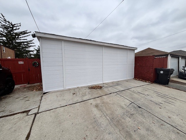 2115 S 22nd Avenue, Broadview, IL 60155