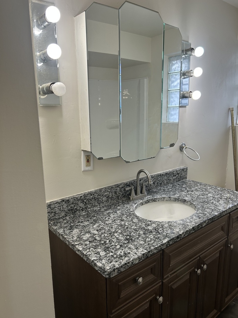 14316 Dante Avenue, Dolton, IL 60419