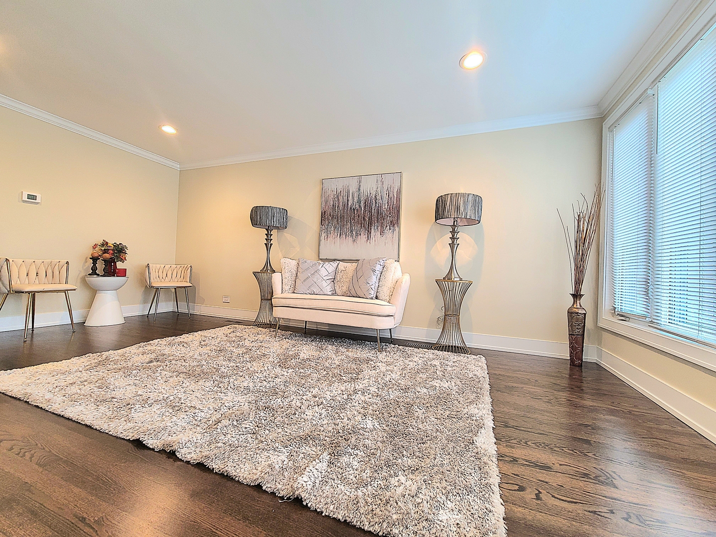 6129 S Parkside Avenue, Chicago, IL 60638