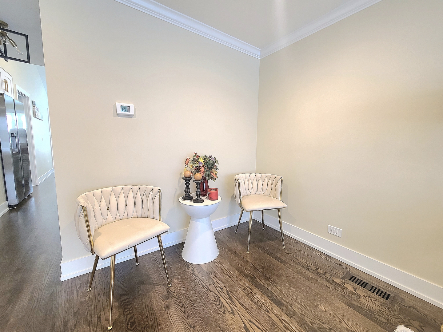 6129 S Parkside Avenue, Chicago, IL 60638