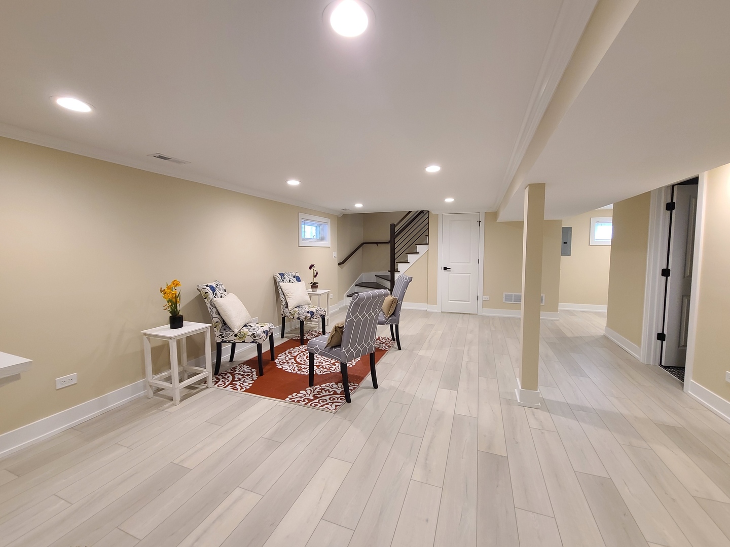 6129 S Parkside Avenue, Chicago, IL 60638