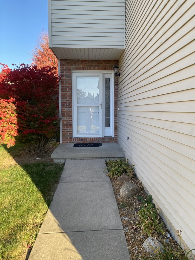 1704 Sunrise Point, Normal, IL 61761