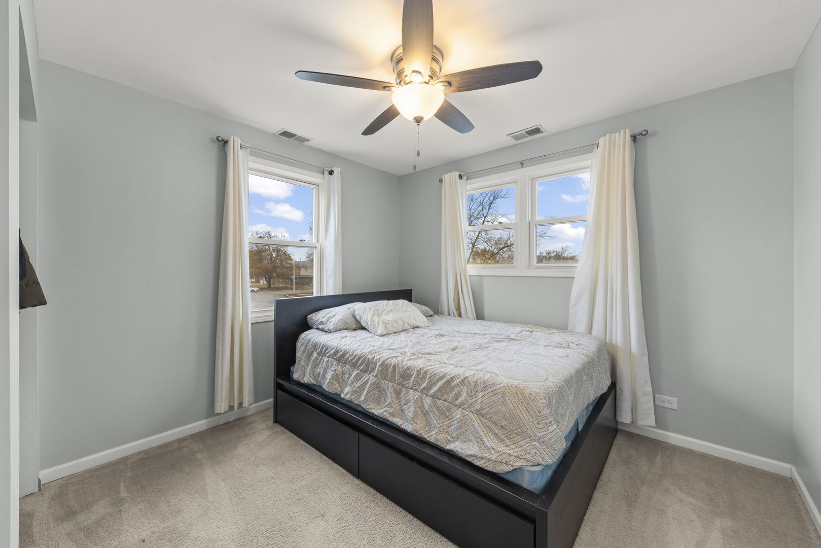 6017 Birmingham Street, Chicago Ridge, IL 60415