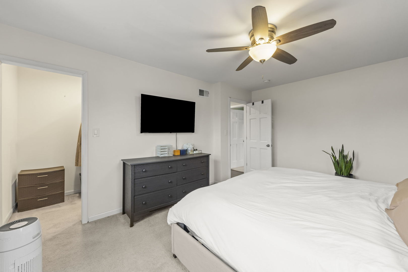 6017 Birmingham Street, Chicago Ridge, IL 60415