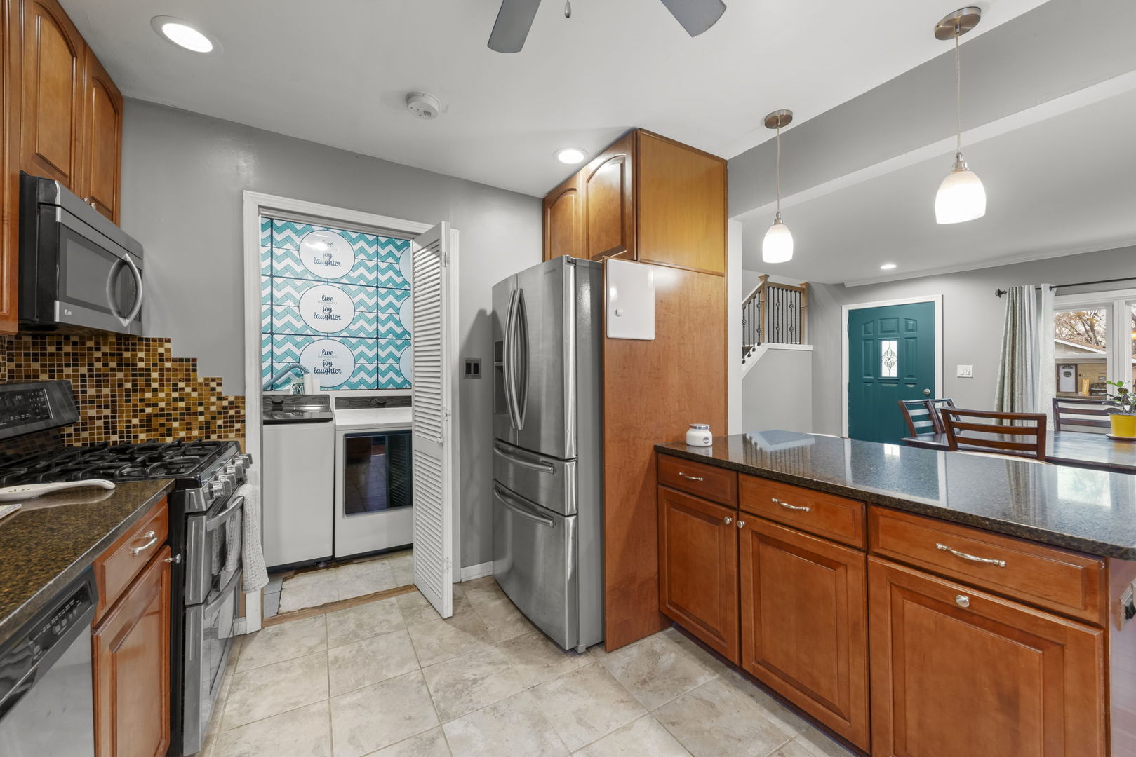 6017 Birmingham Street, Chicago Ridge, IL 60415