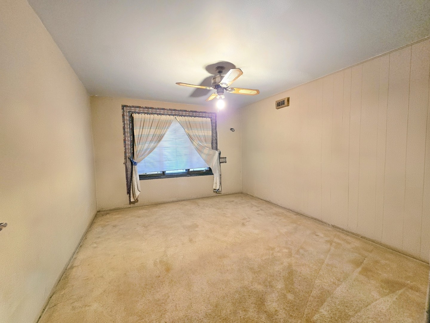 24656 S Willow Brook Trail, Crete, IL 60417