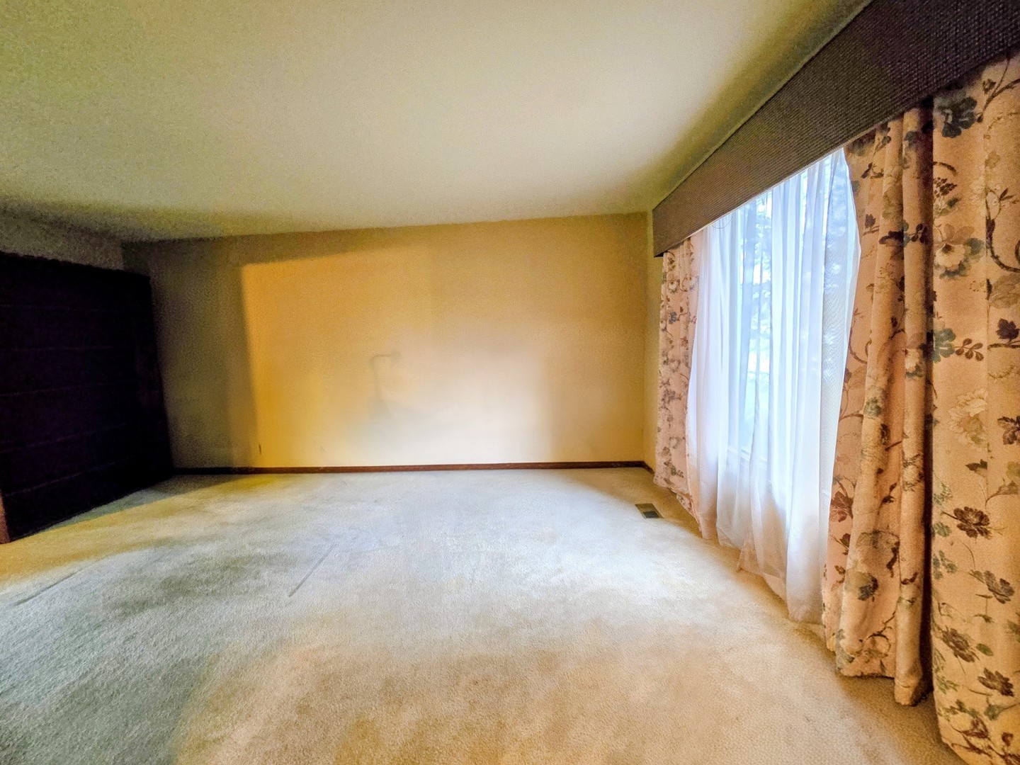 24656 S Willow Brook Trail, Crete, IL 60417