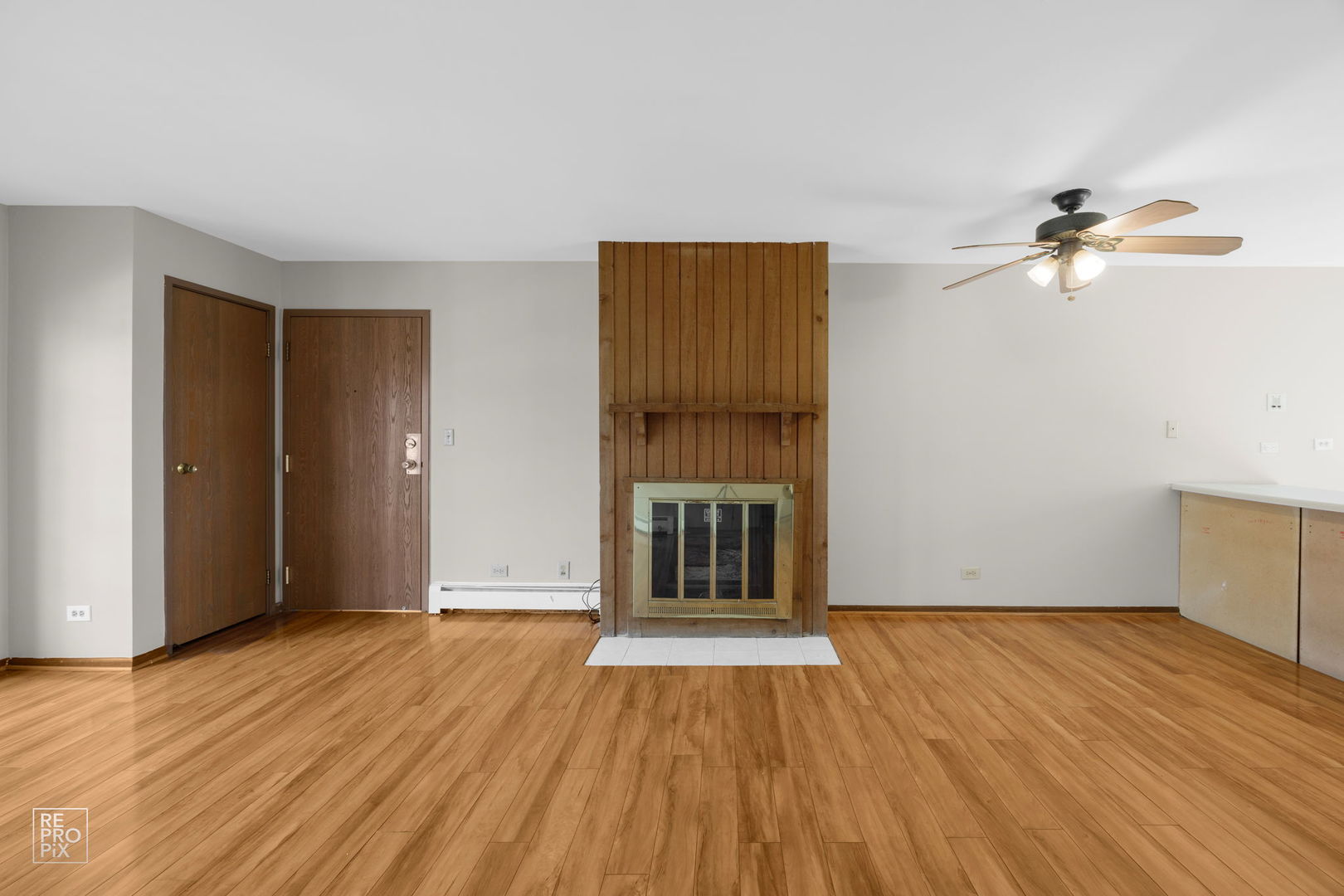 2300 Century Pointe Lane #F, Glendale Heights, IL 60139