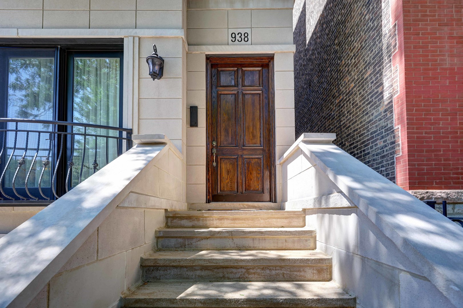 938 N Washtenaw Avenue, Chicago, IL 60622