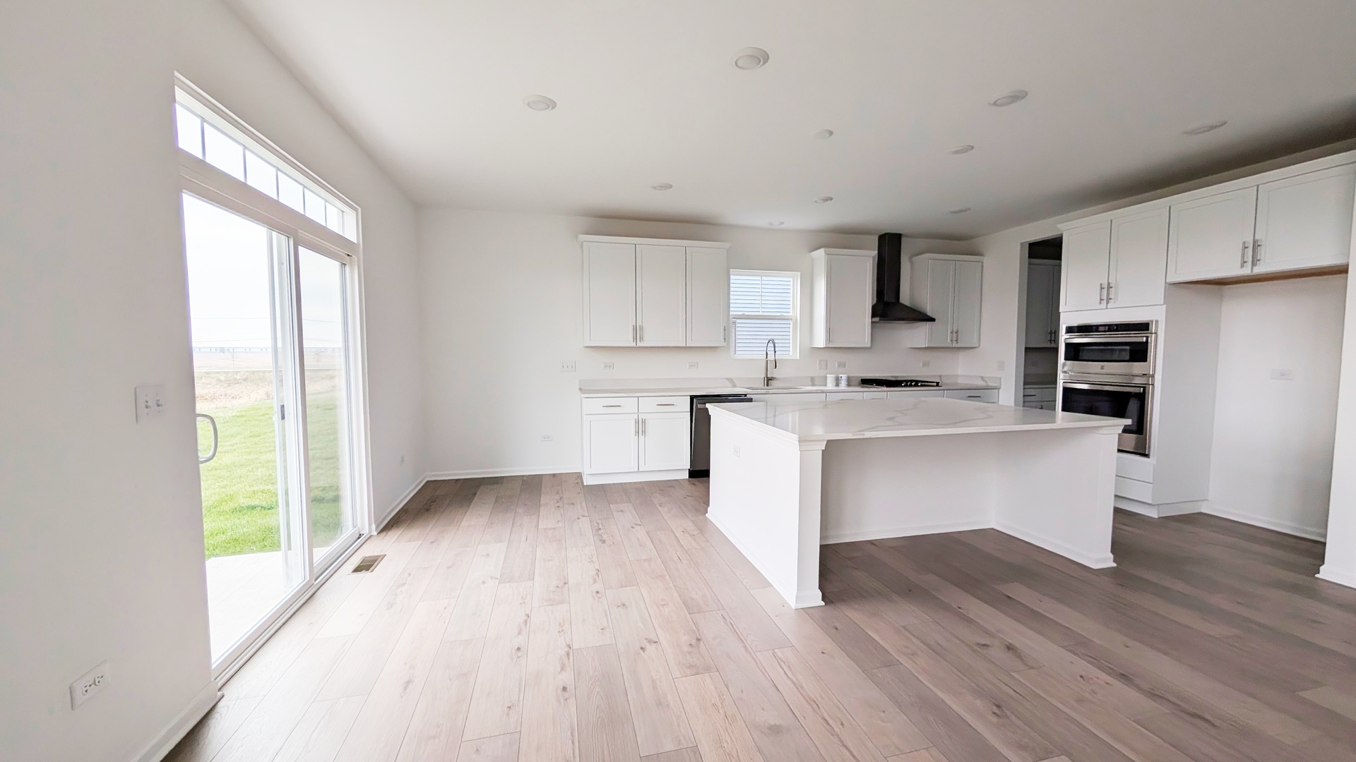 26142 W Sherwood Circle, Plainfield, IL 60585