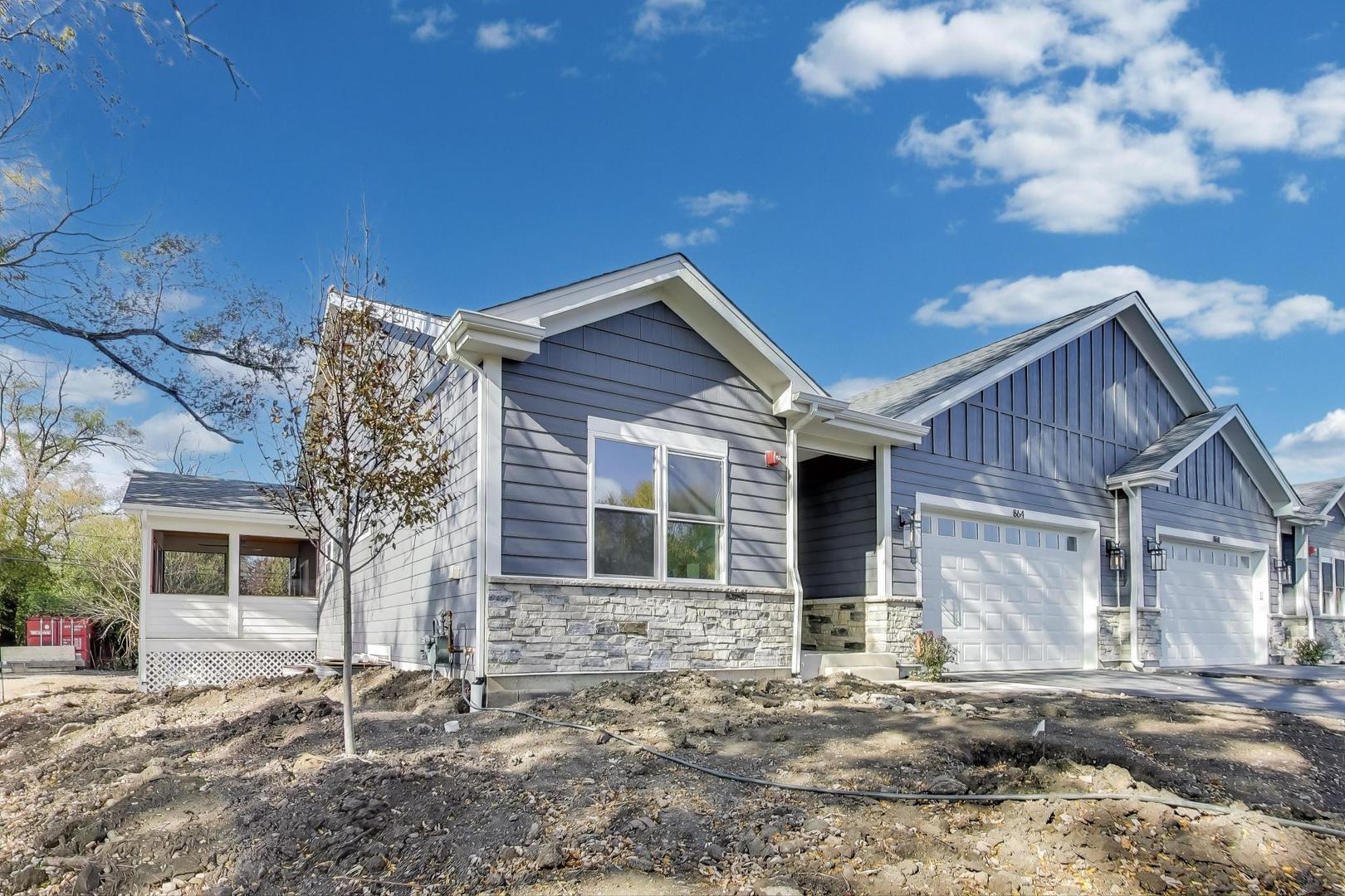 894 N Quentin Road, Palatine, IL 60067