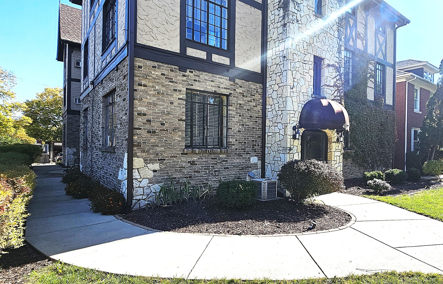 410 N Raynor Avenue #1W, Joliet, IL 60435