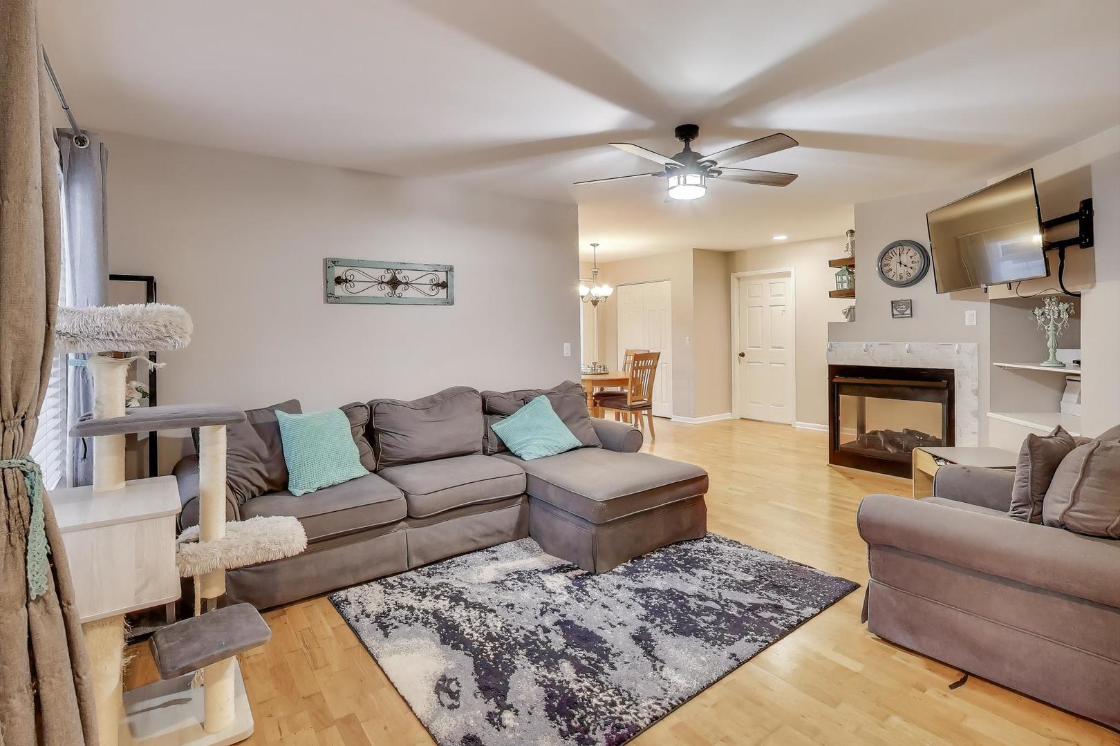 104 Waterbury Circle #0, Oswego, IL 60543