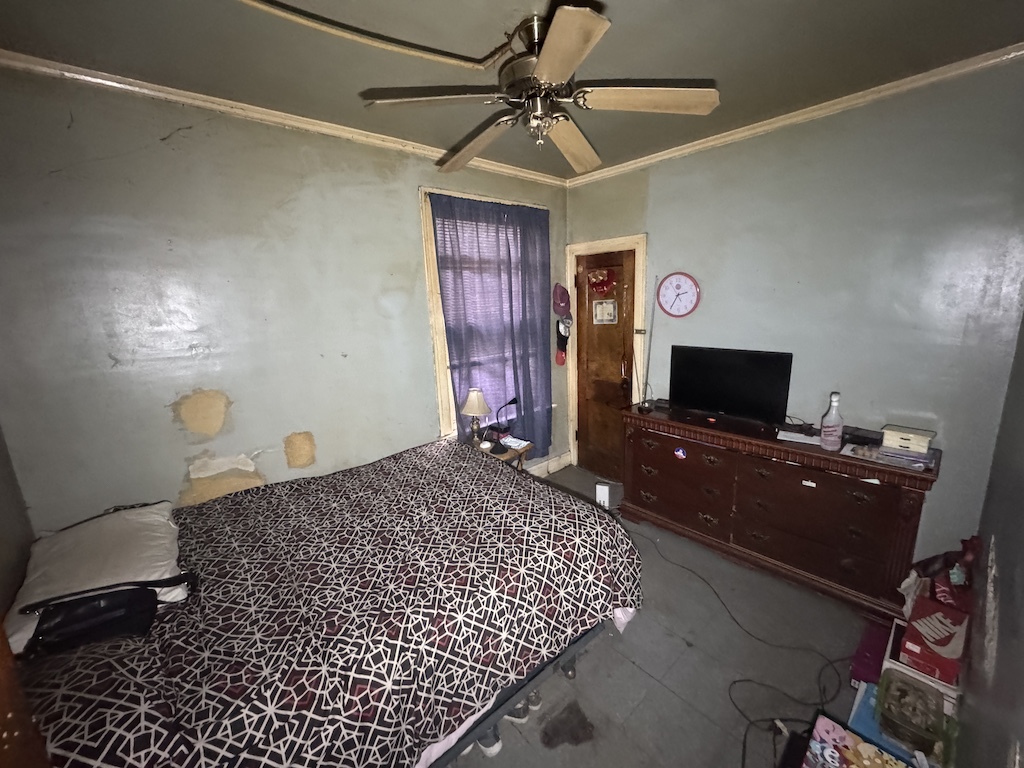 5826 S Artesian Avenue, Chicago, IL 60629