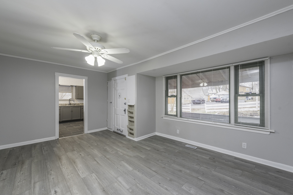 510 Forest Glen Drive, Round Lake Park, IL 60073