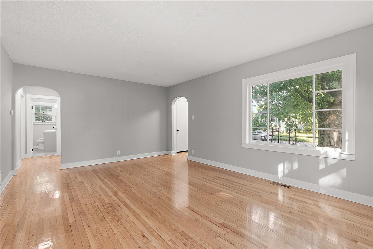 16930 Winchester Avenue, Hazel Crest, IL 60429