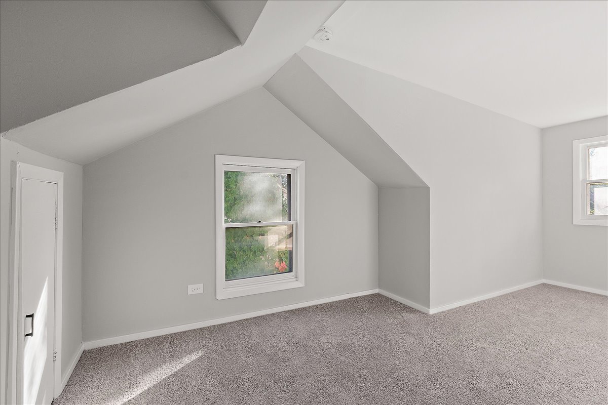 16930 Winchester Avenue, Hazel Crest, IL 60429