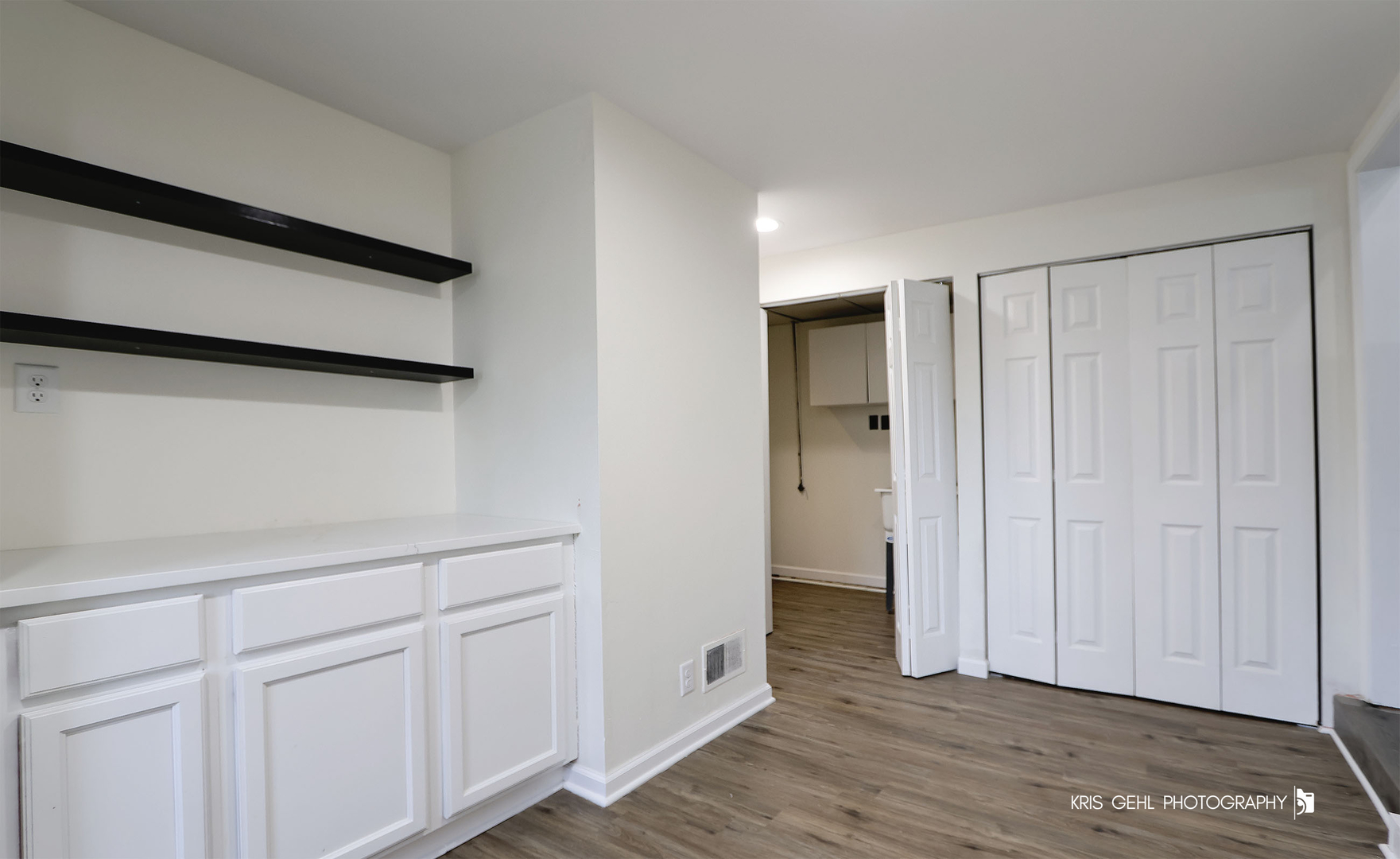 18653 W Willow Point Drive, Grayslake, IL 60030