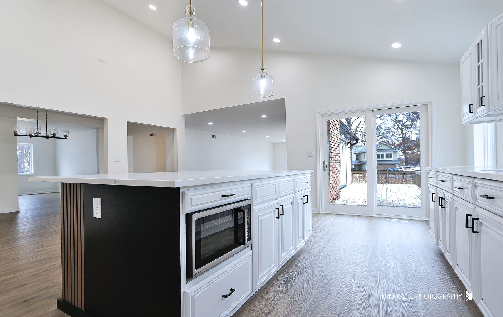 18653 W Willow Point Drive, Grayslake, IL 60030