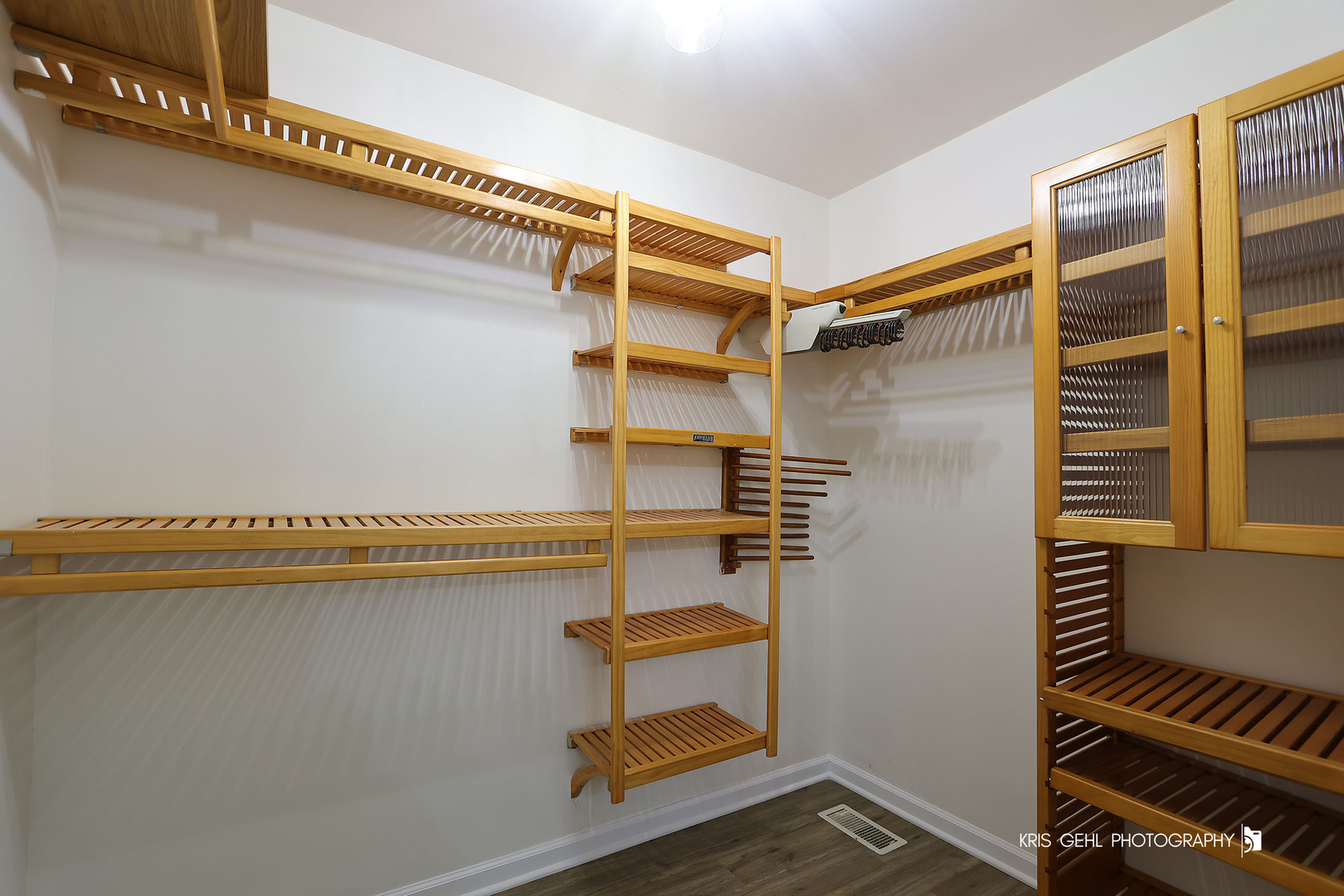 18653 W Willow Point Drive, Grayslake, IL 60030