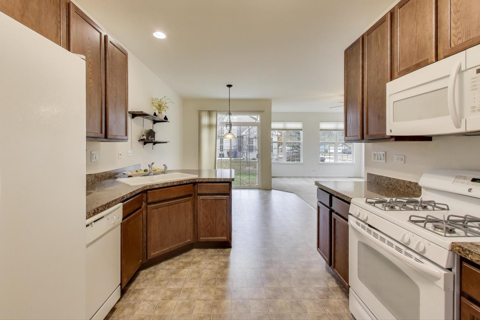 1129 Drury Lane, Aurora, IL 60502