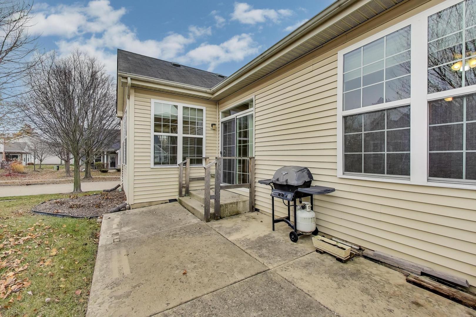 1129 Drury Lane, Aurora, IL 60502