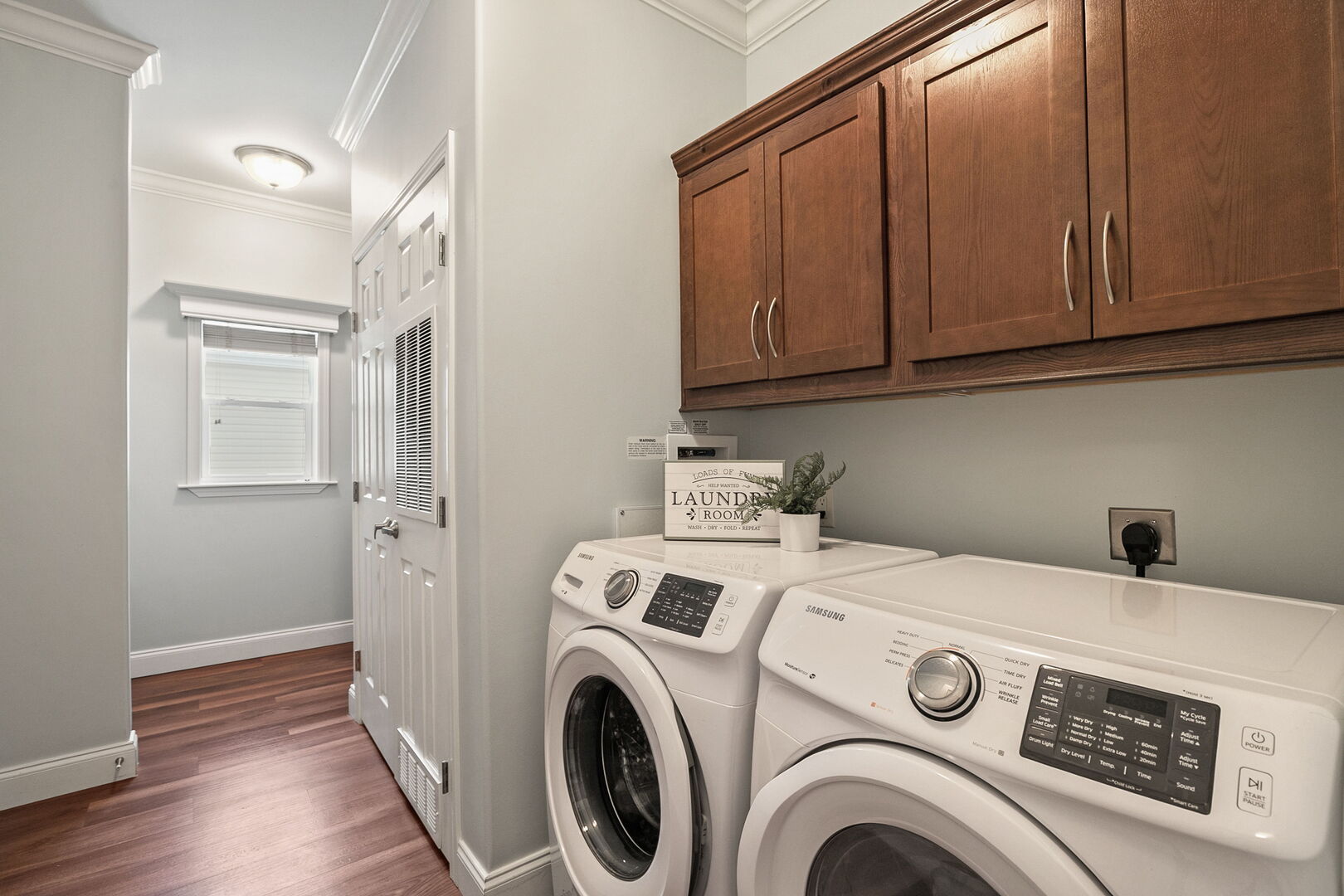 1412 Scenic View Lane, Grayslake, IL 60030