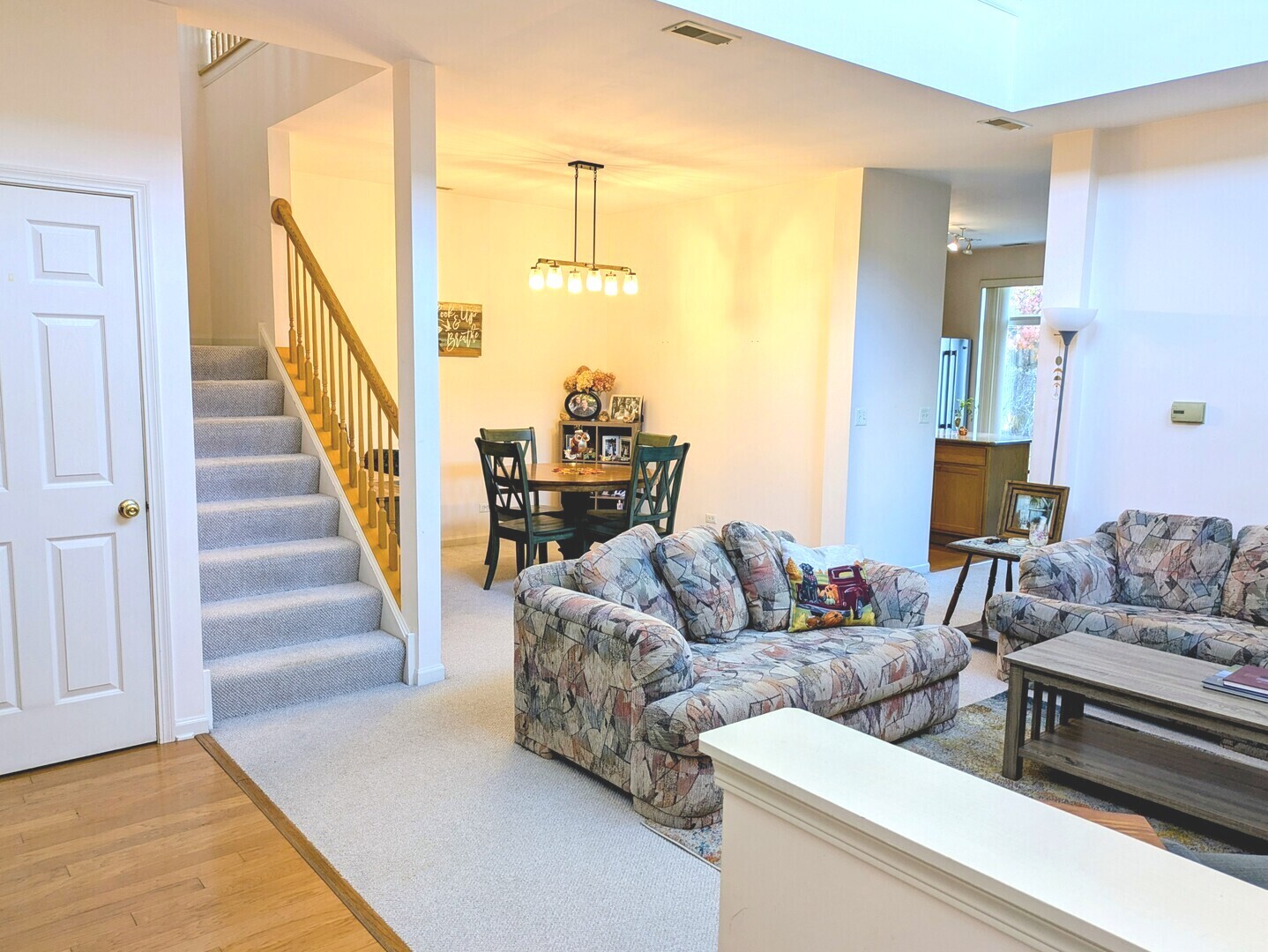 2927 Falling Waters Lane, Lindenhurst, IL 60046