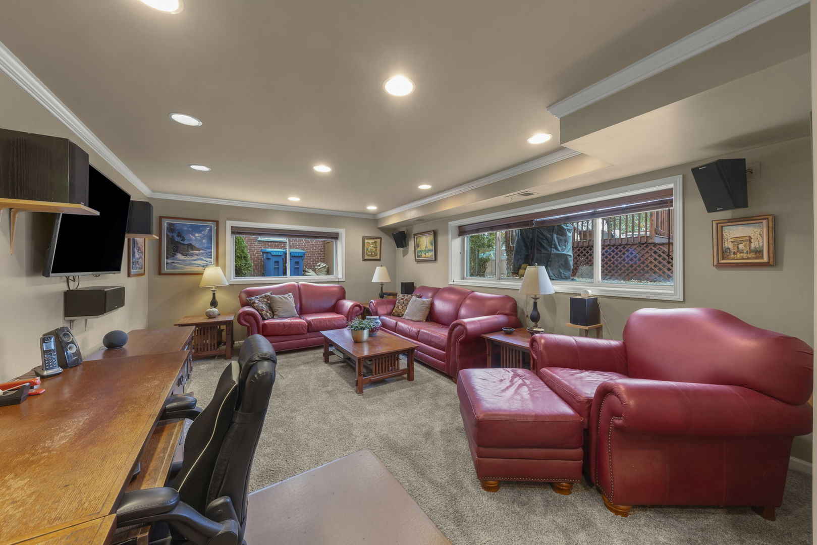 402 E Huntington Lane, Elmhurst, IL 60126