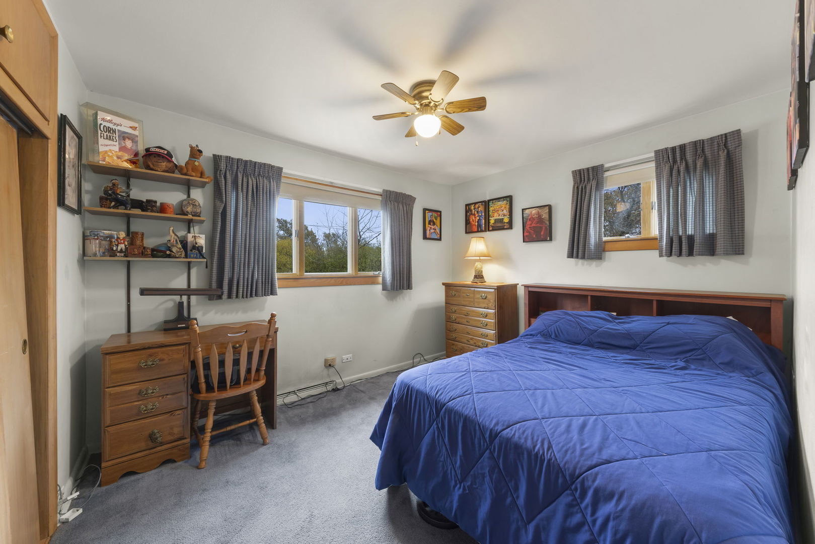 402 E Huntington Lane, Elmhurst, IL 60126