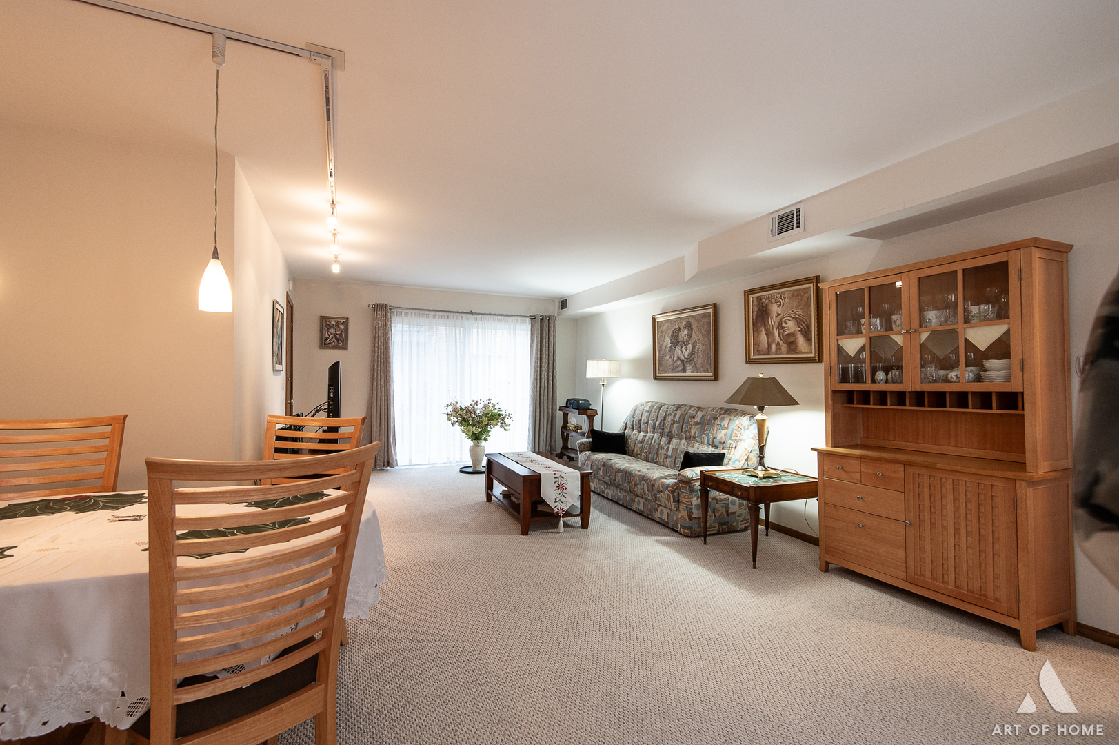 6453 N Northwest Highway #2C, Chicago, IL 60631