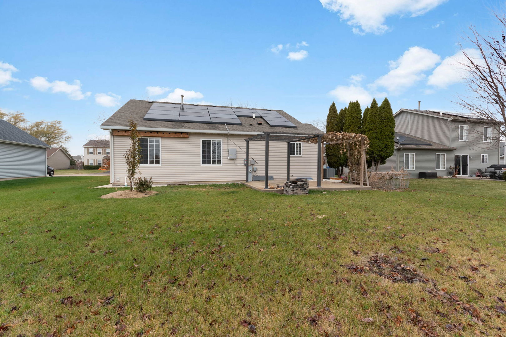 1308 Dahlgren Lane, Minooka, IL 60447