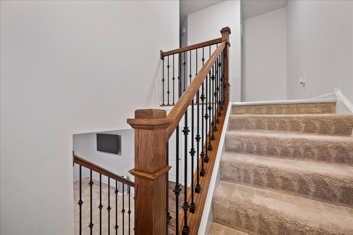 706 Springside Court, Oswego, IL 60543