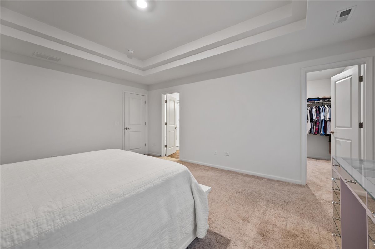 706 Springside Court, Oswego, IL 60543