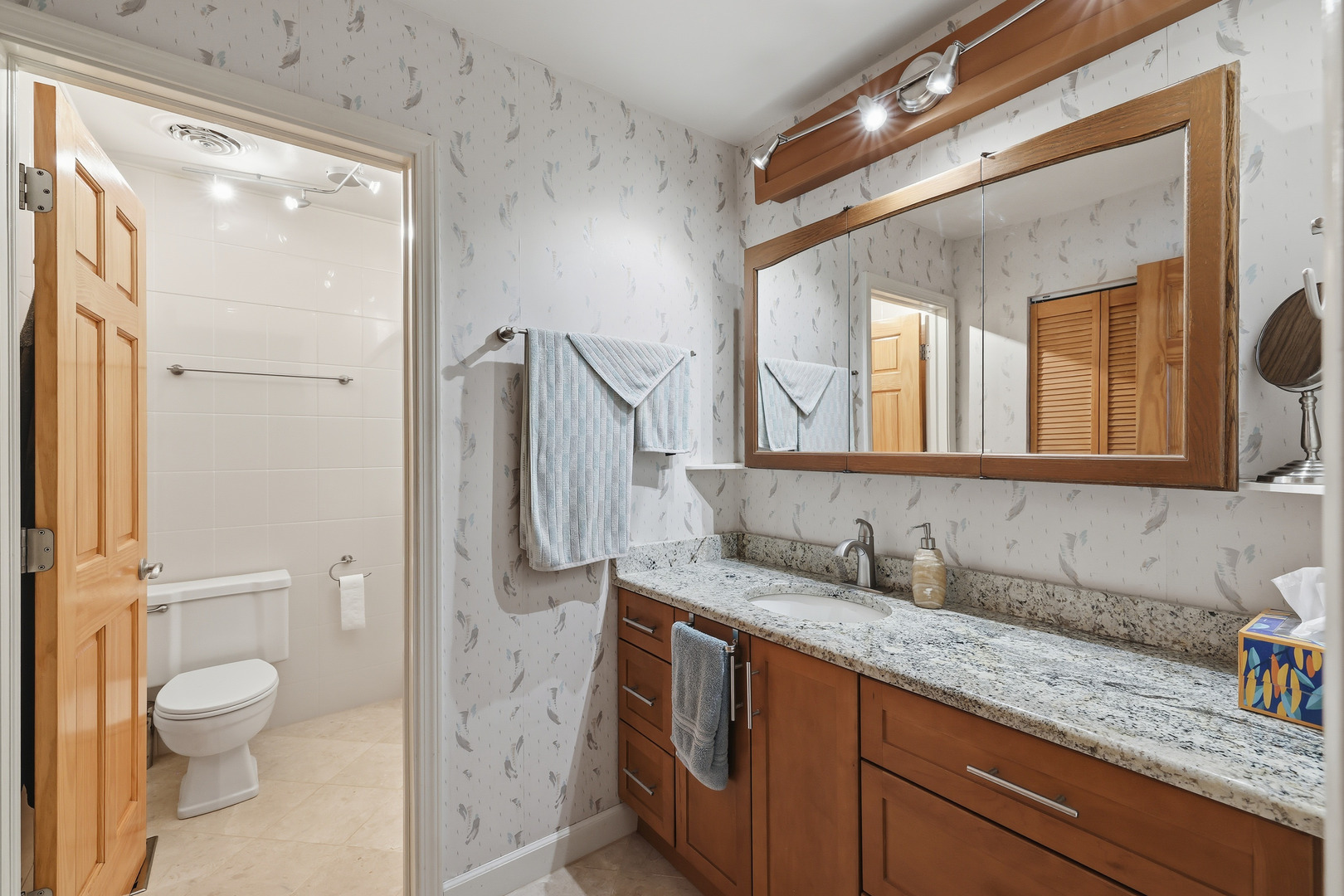 632 Spinnaker Point #113f, Schaumburg, IL 60194