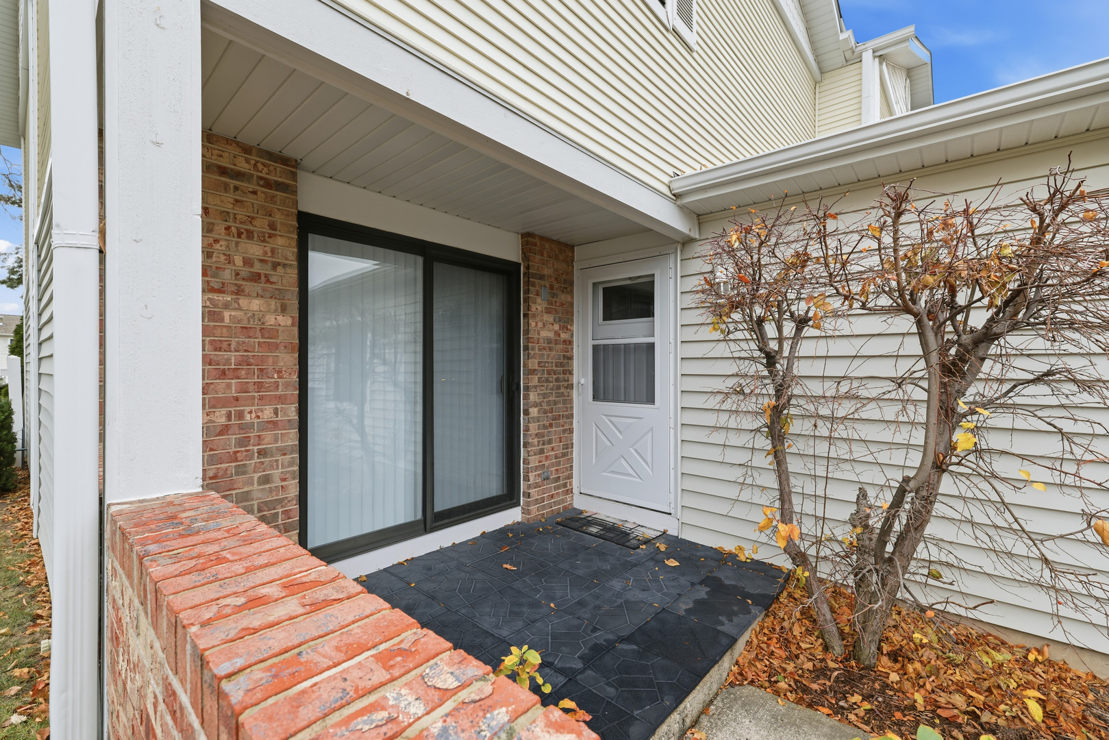 632 Spinnaker Point #113f, Schaumburg, IL 60194