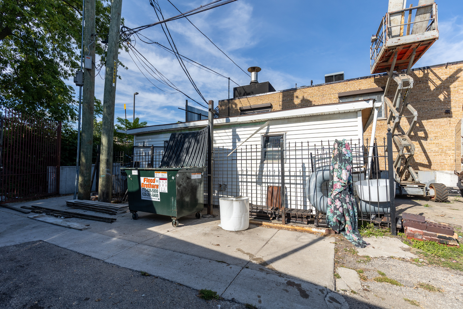 4821 W Cortland Street, Chicago, IL 60639