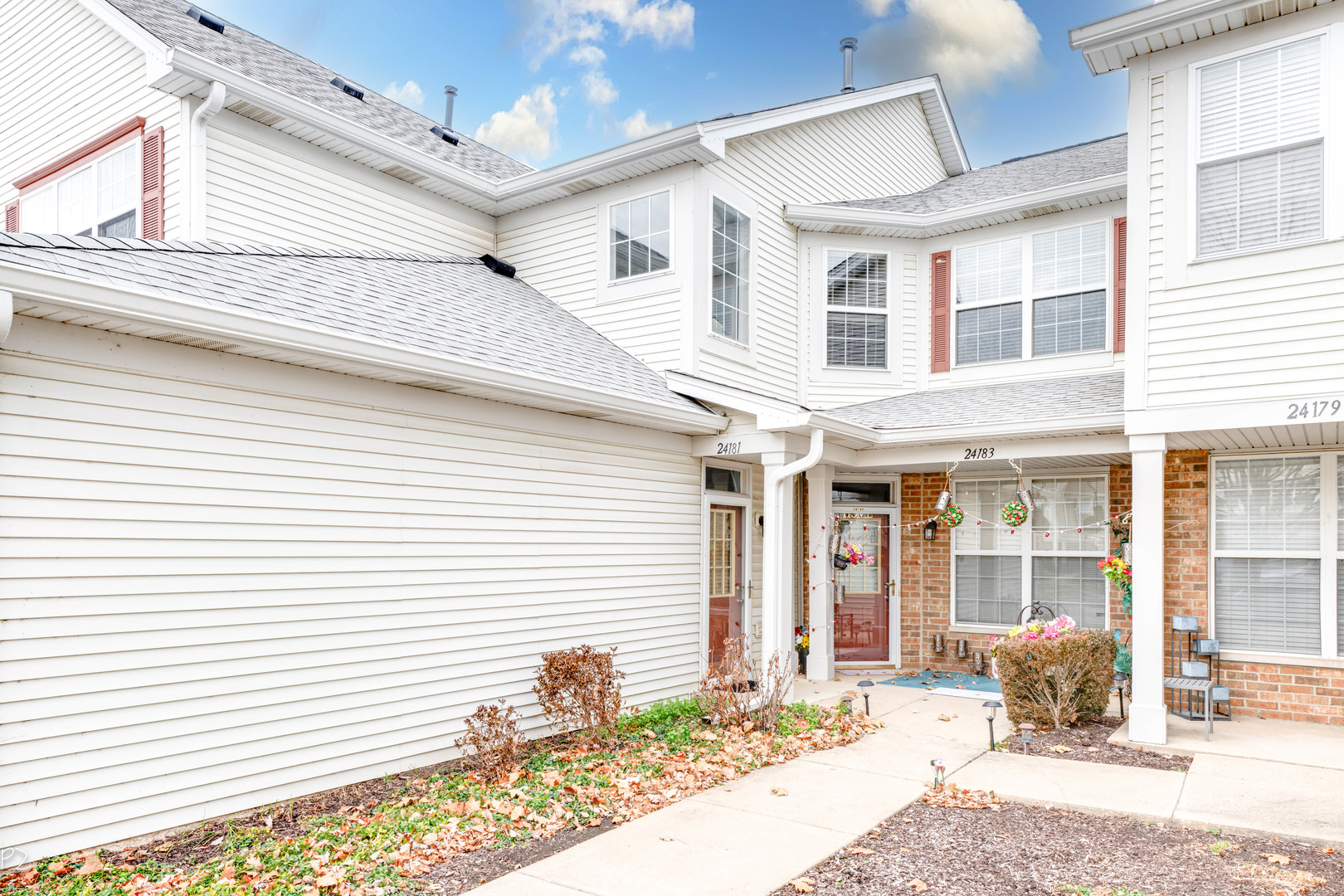 24181 Pear Tree Circle, Plainfield, IL 60585