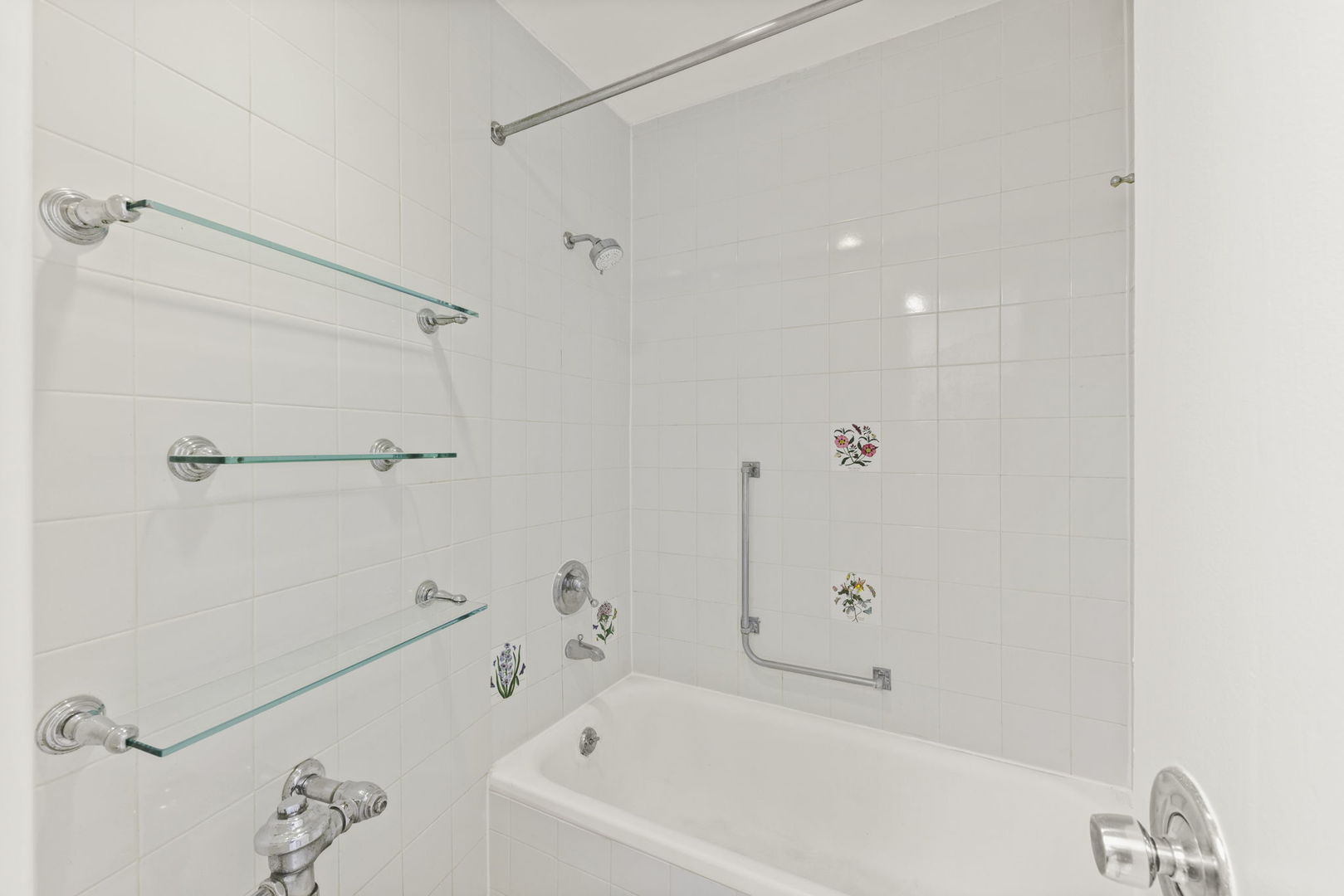 300 N State Street #3235, Chicago, IL 60654