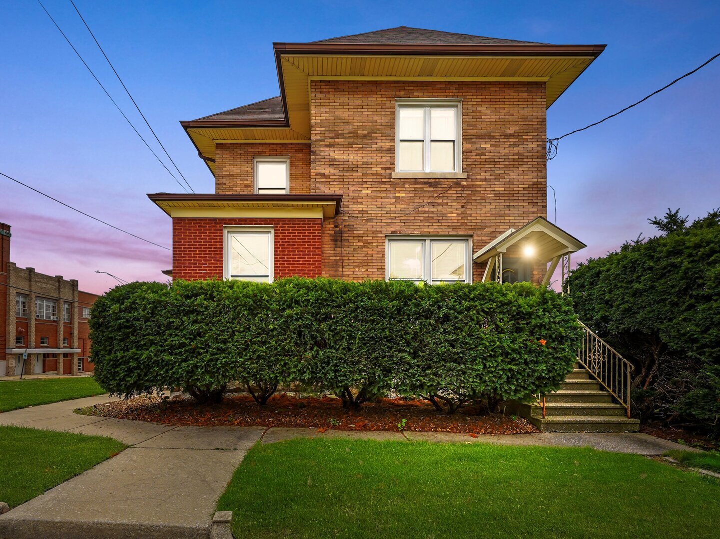 2537-2539 Grove Street, Blue Island, IL 60406