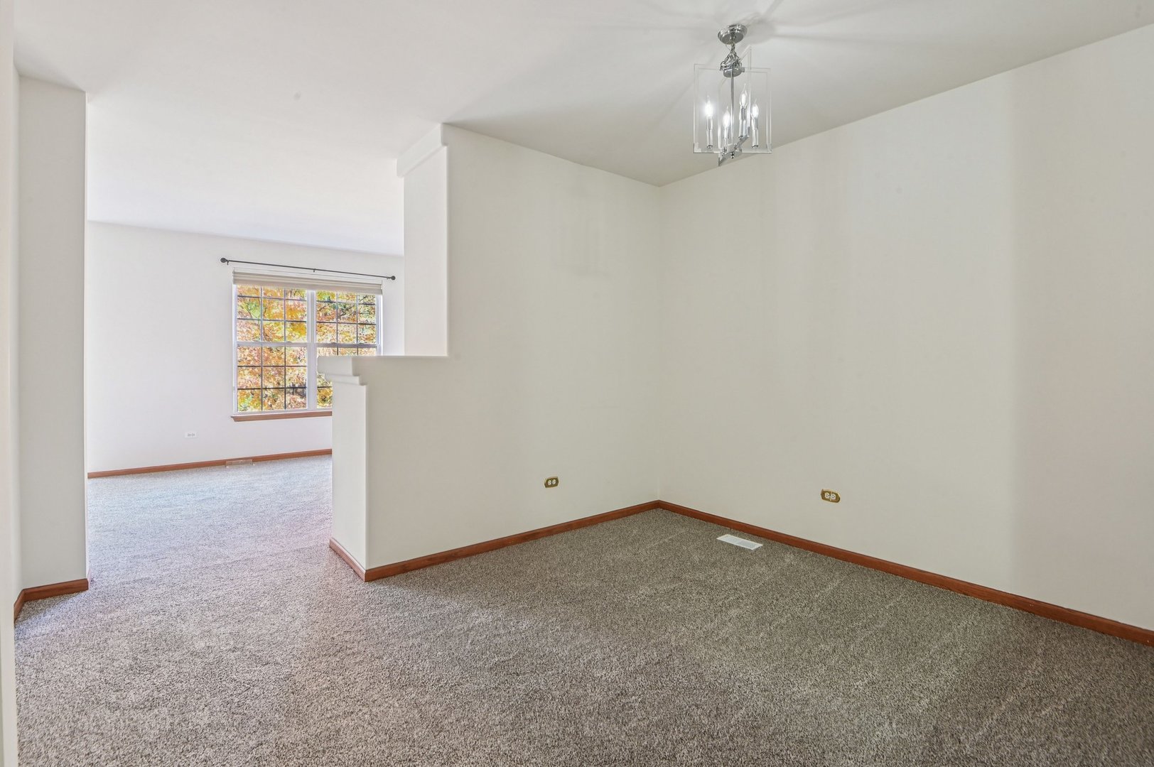 354 Vaughn Circle, Aurora, IL 60502