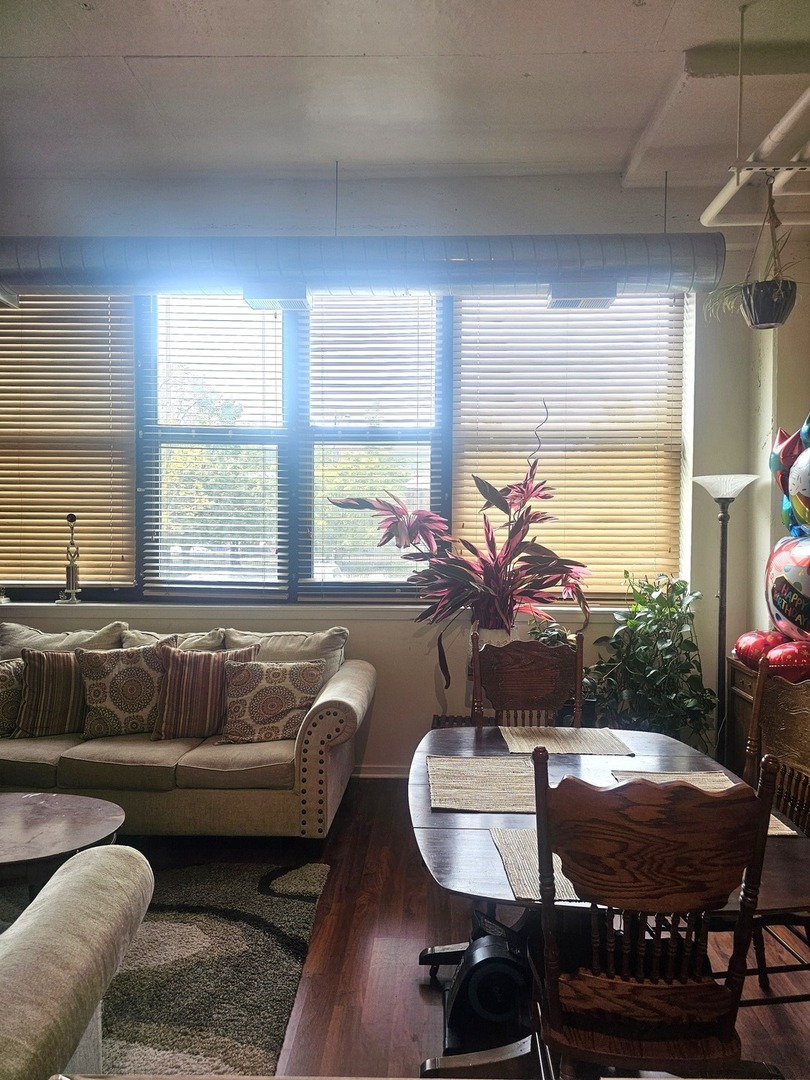 2323 W Pershing Road #140, Chicago, IL 60609