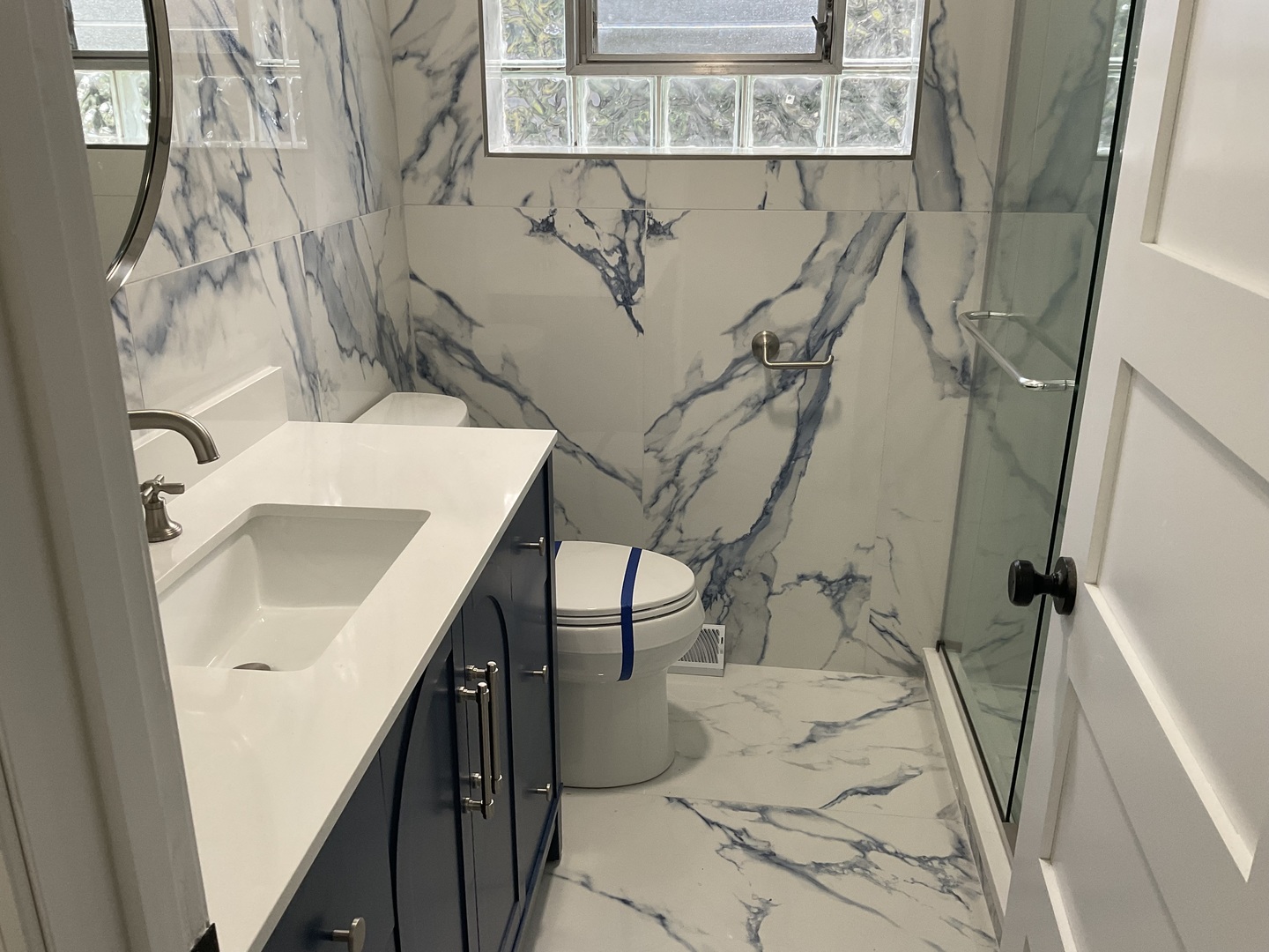 566 N Howard Avenue, Elmhurst, IL 60126