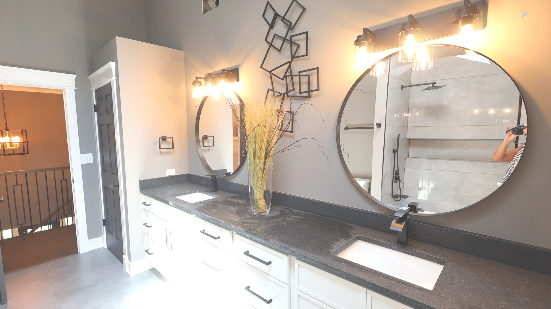 2221 Donegal Drive, Darien, IL 60561