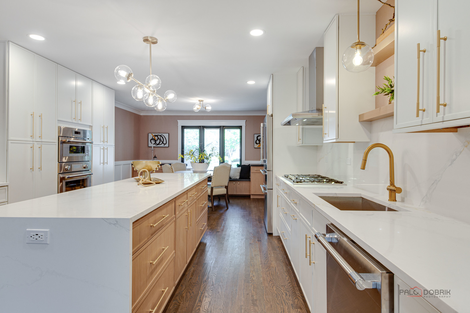 2221 Donegal Drive, Darien, IL 60561