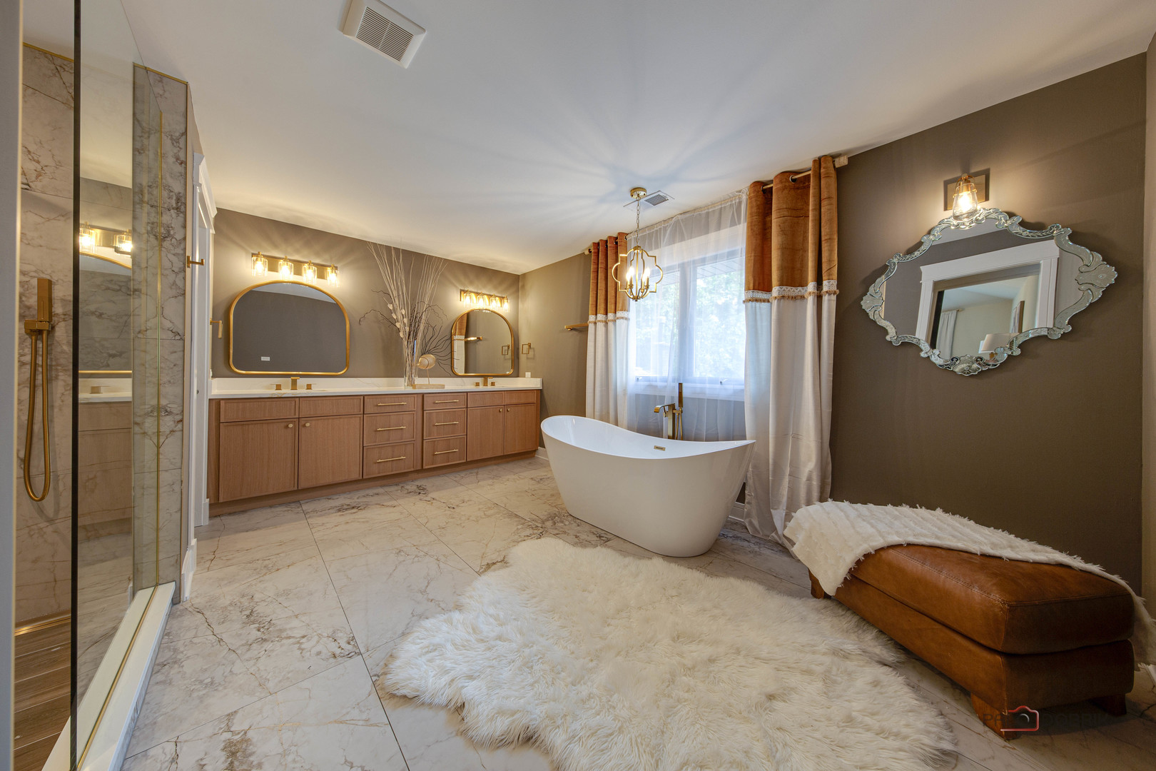 2221 Donegal Drive, Darien, IL 60561