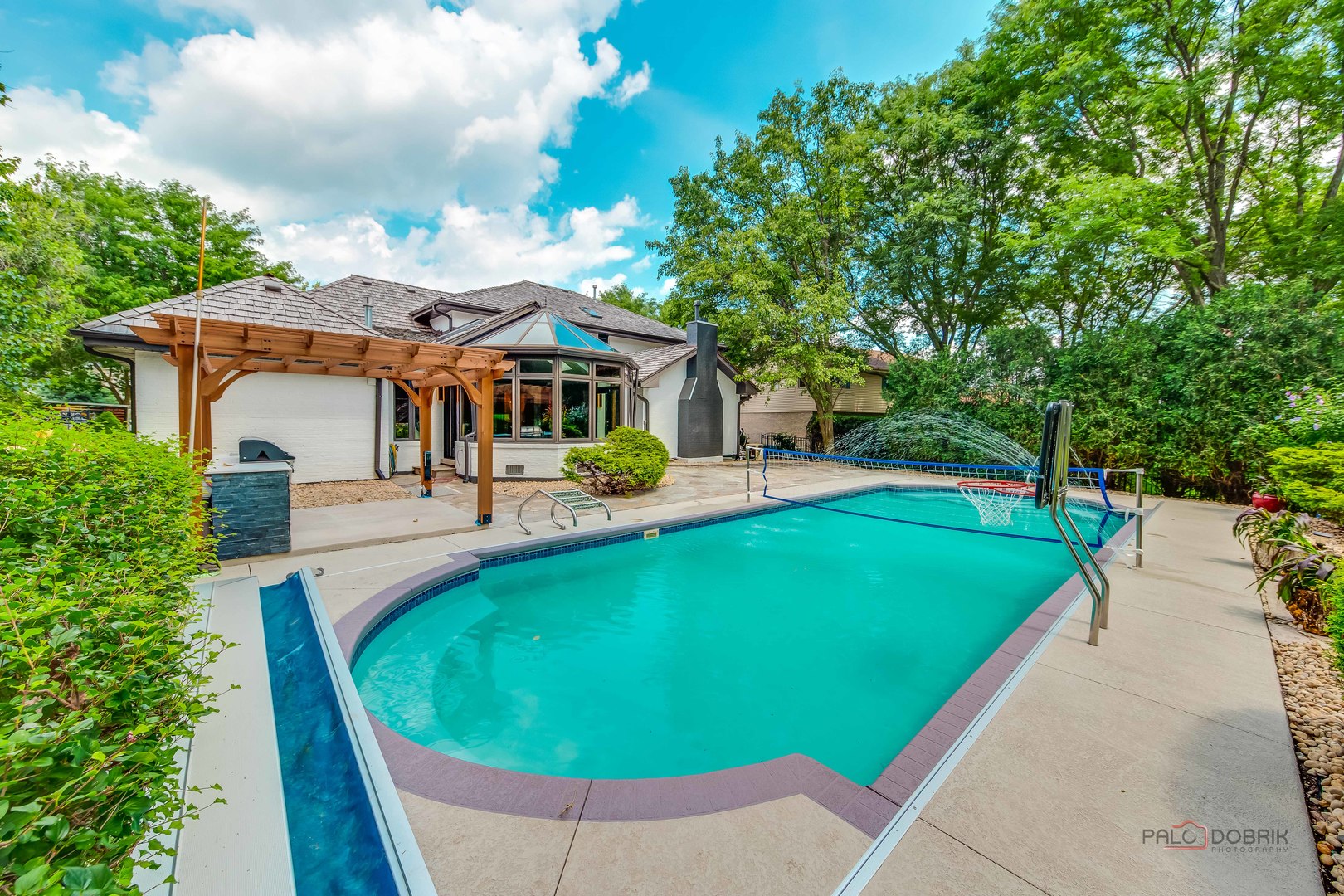 2221 Donegal Drive, Darien, IL 60561