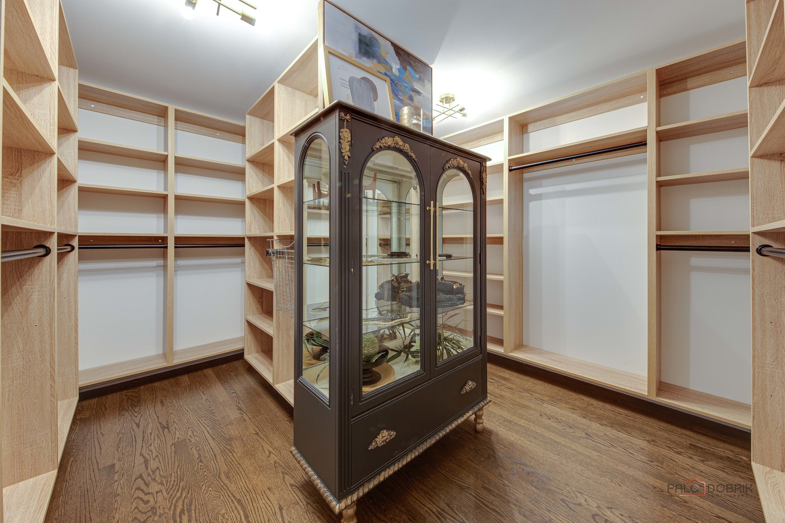 2221 Donegal Drive, Darien, IL 60561