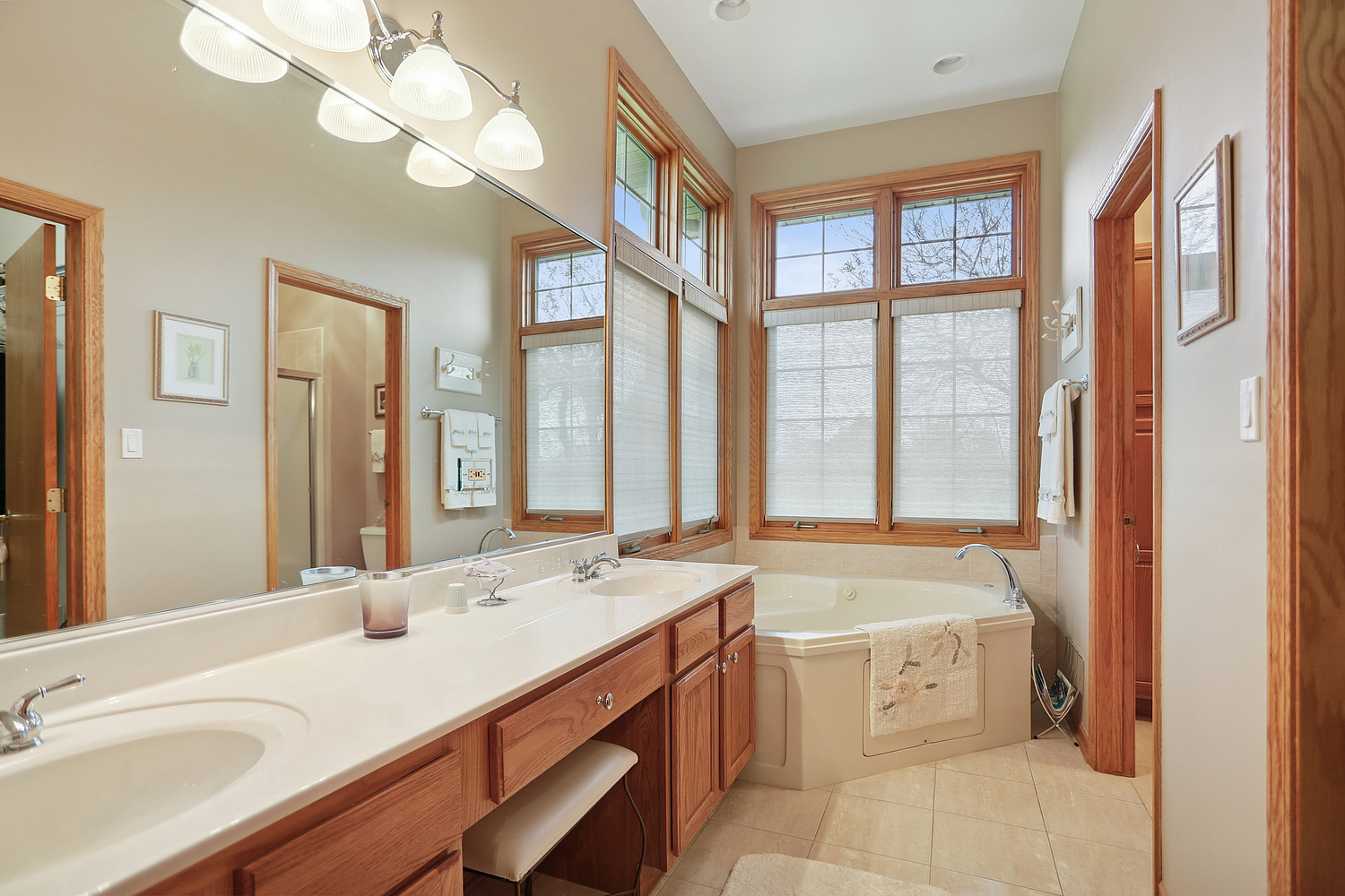 27745 S Stoney Island Avenue, Crete, IL 60417