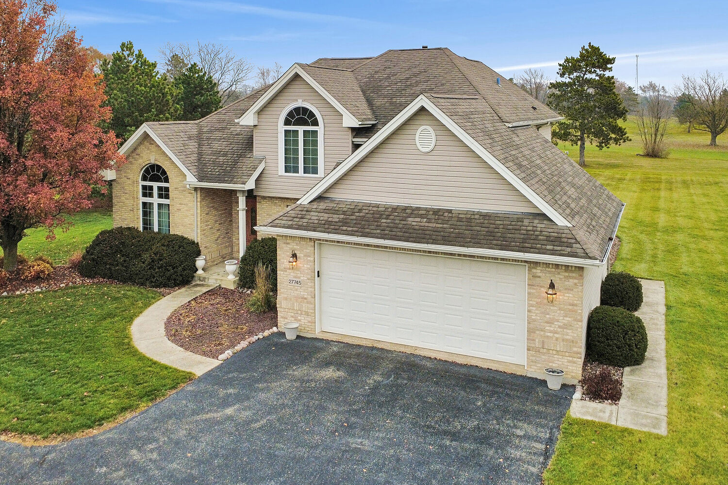 27745 S Stoney Island Avenue, Crete, IL 60417